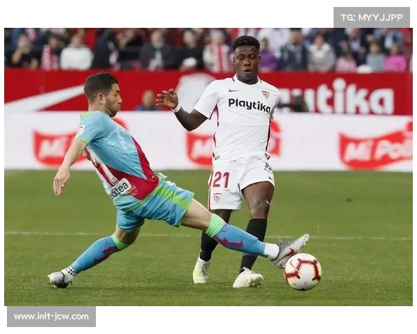 塞维利亚新援桑切斯主场首秀，球迷热烈欢迎